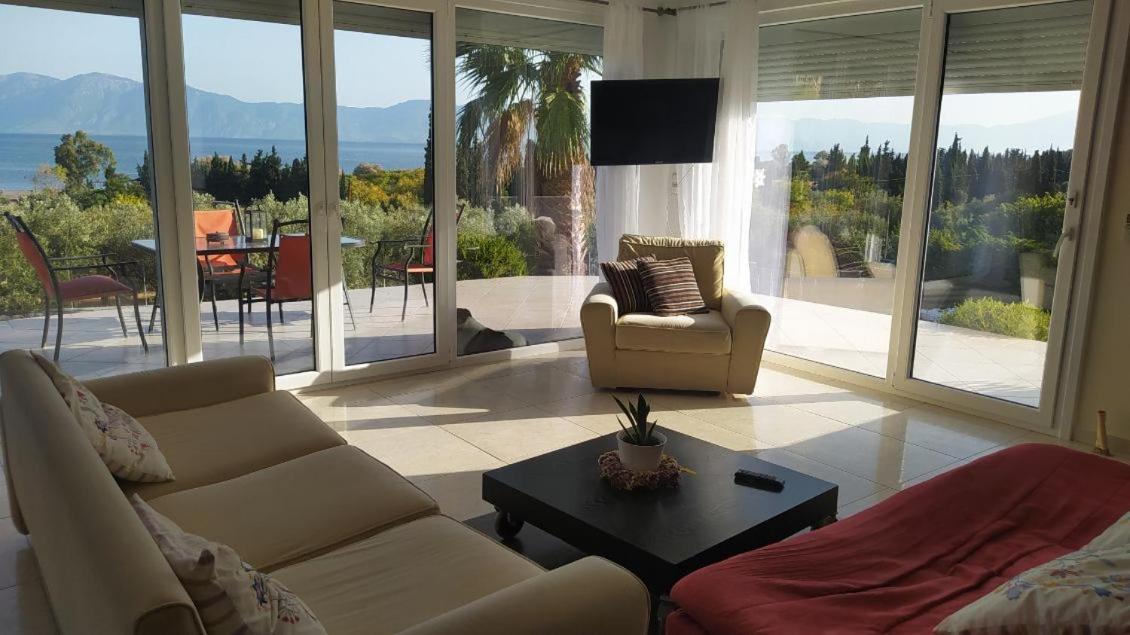 View Διαμερισμα Villa Loukissia ภายนอก รูปภาพ