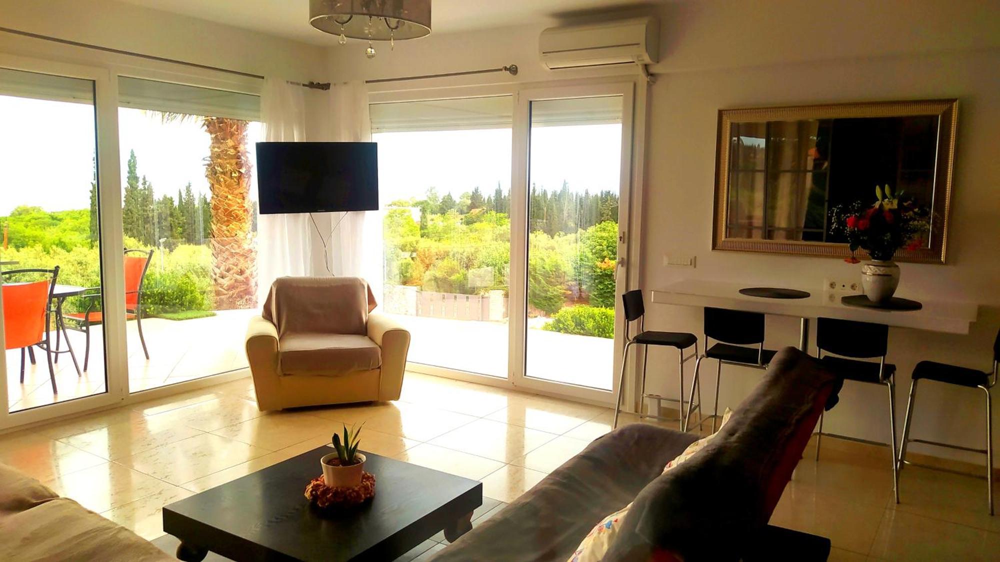 View Διαμερισμα Villa Loukissia ภายนอก รูปภาพ